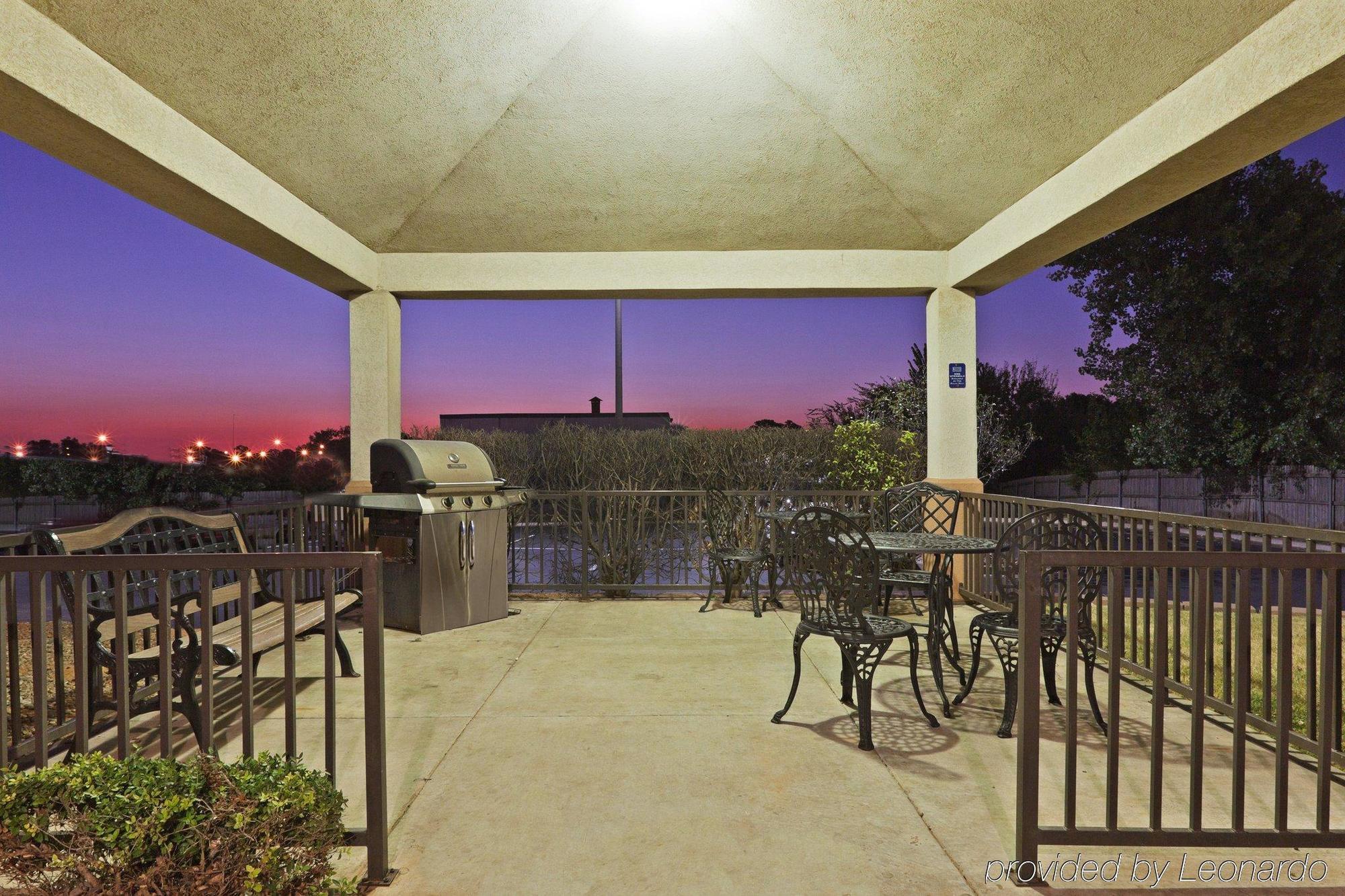 Sonesta Simply Suites Oklahoma City Airport Ресторан фото